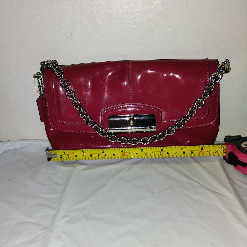 COACH Elegant Red Patent Leather Clutch with Chain Strap - Picture 6 of 11